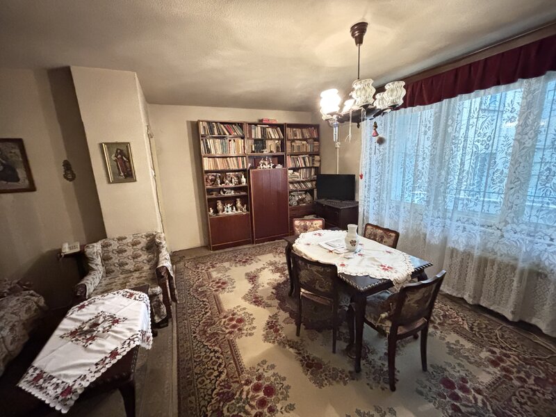 Magheru 32-36, metrou Piata Romana 50m